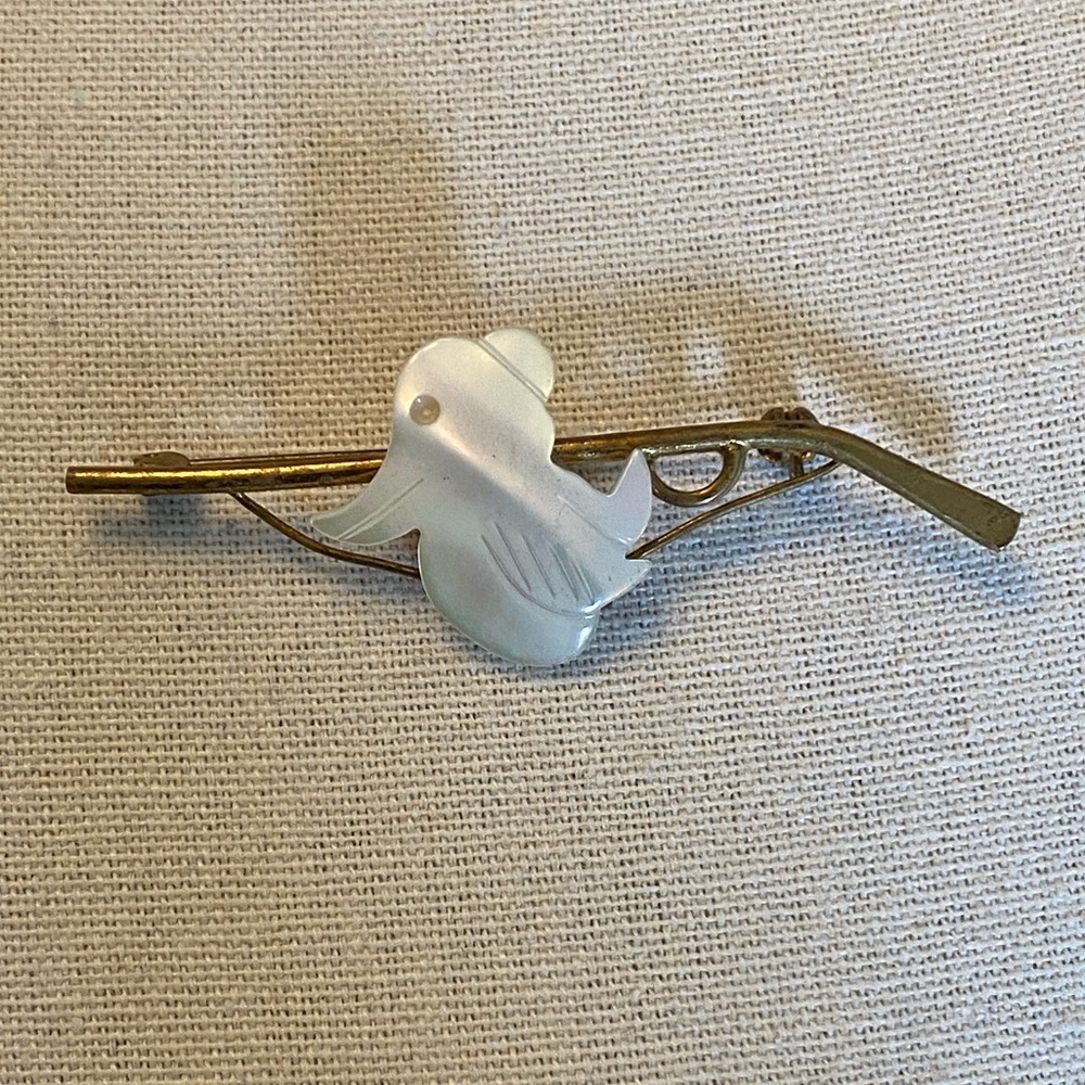 Vintage Hunting Theme Brooch